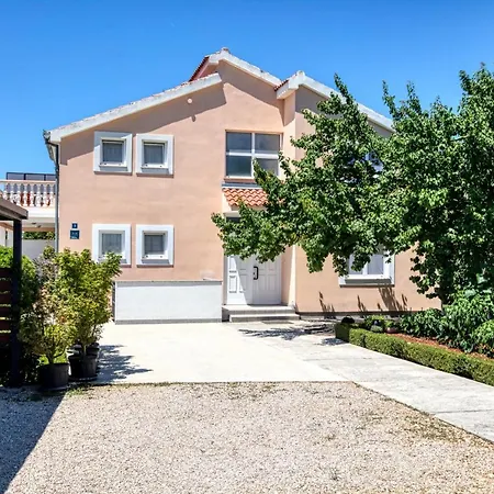 Family Friendly With A Swimming Pool Biograd Na Moru, Biograd - 19356 *